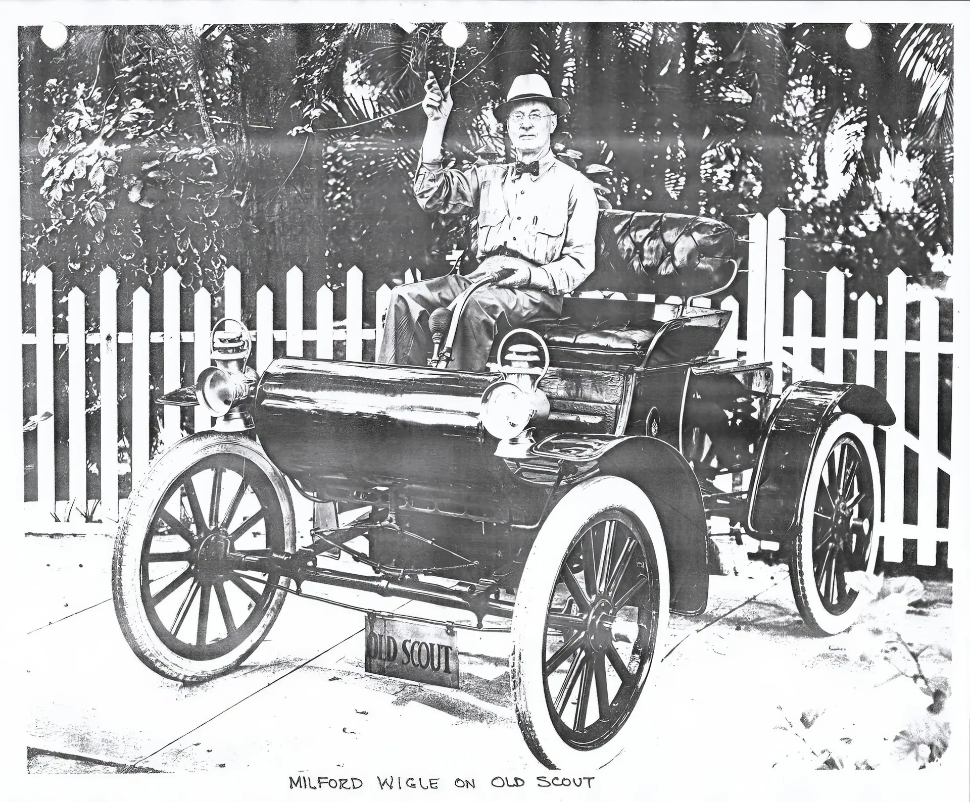 Milford Weigle on Old Scout-gigapixel-high compression-6x(1)